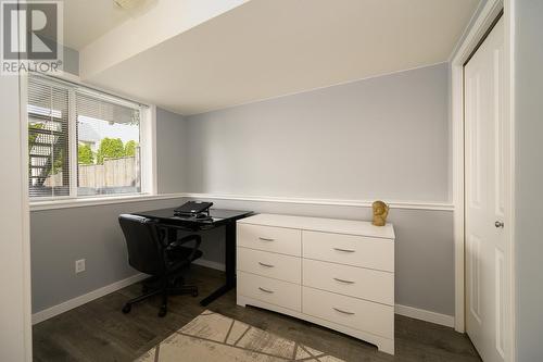 721 Bramble Crt, Kamloops, BC - Indoor Photo Showing Office