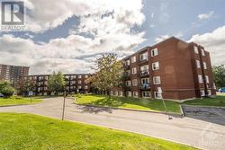 2044 ARROWSMITH DRIVE UNIT#101A  Ottawa, ON K1J 7V8