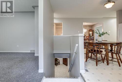 34 Eula White Place, London, ON - Indoor Photo Showing Dining Room