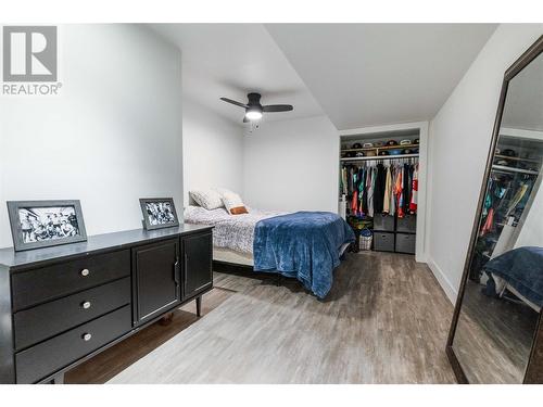 2539 Forest Drive, Blind Bay, BC - Indoor Photo Showing Bedroom