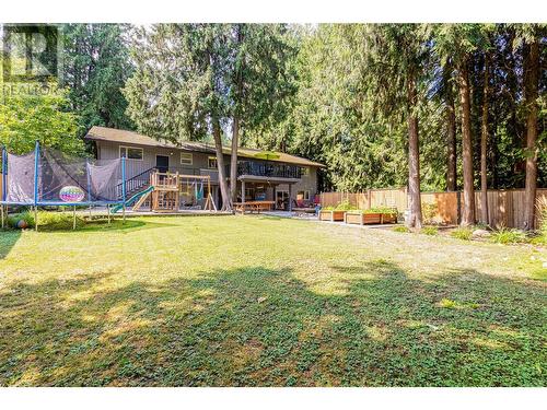 2539 Forest Drive, Blind Bay, BC - Outdoor With Deck Patio Veranda