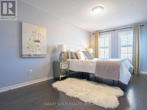 17 Rougeview Park Crescent, Markham (Greensborough), ON - Indoor Photo Showing Bedroom