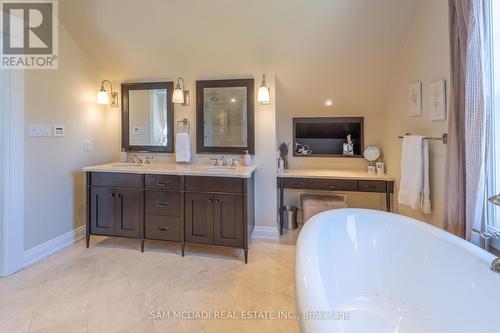 80 Cox Drive, Oakville (Eastlake), ON - Indoor Photo Showing Bathroom