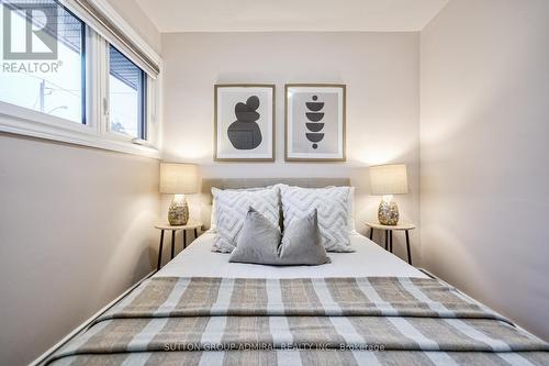 9 Mooreshead Drive, Toronto (Etobicoke West Mall), ON - Indoor Photo Showing Bedroom