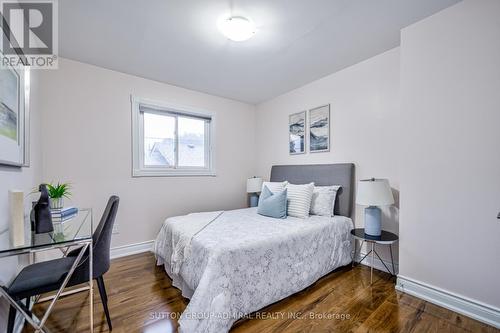 9 Mooreshead Drive, Toronto (Etobicoke West Mall), ON - Indoor Photo Showing Bedroom