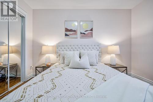 9 Mooreshead Drive, Toronto (Etobicoke West Mall), ON - Indoor Photo Showing Bedroom