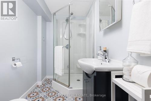 1322 Britannia Road, Huntsville, ON - Indoor Photo Showing Bathroom