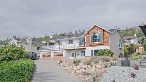 1556 Blackwood Drive, Kelowna, BC - Outdoor With Facade