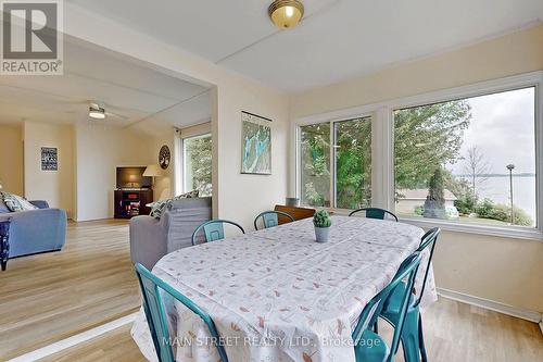 90 Plum Point Lane, Kawartha Lakes, ON - Indoor Photo Showing Dining Room