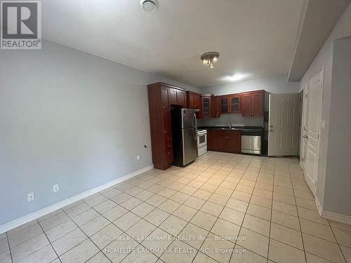 198 St.Davids Road, St. Catharines, ON - Indoor Photo Showing Kitchen