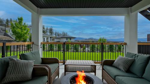 208 Skyland Drive, Kelowna, BC - Outdoor With Deck Patio Veranda With Exterior