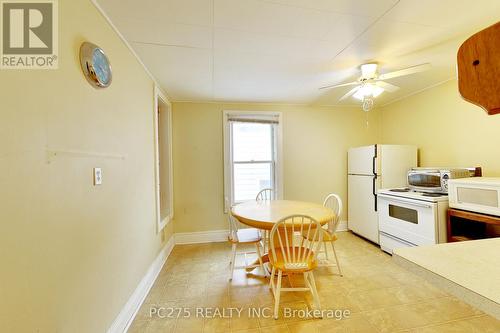 185 Brock Street N, Sarnia, ON - Indoor Photo Showing Kitchen