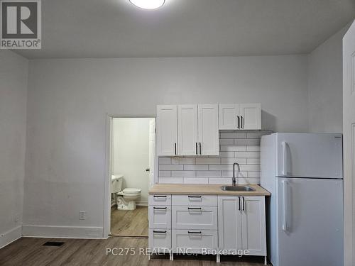 185 Brock Street N, Sarnia, ON - Indoor Photo Showing Kitchen