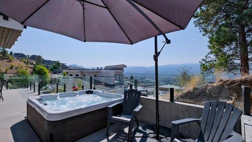 740 Pinehaven Court, Kelowna, BC - Outdoor With View With Exterior