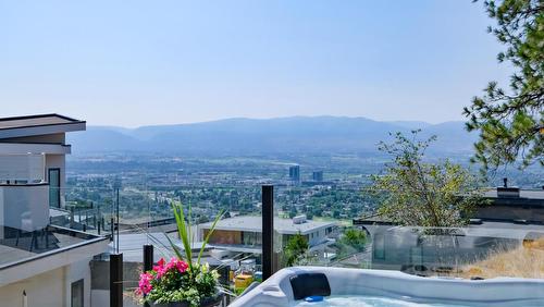 740 Pinehaven Court, Kelowna, BC - Outdoor With View