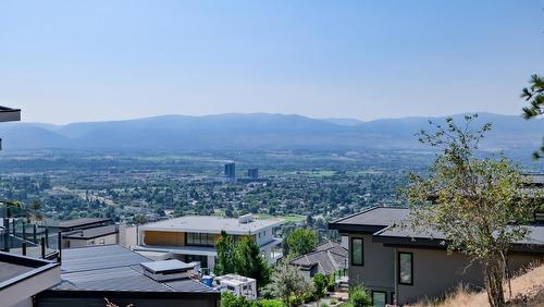 740 Pinehaven Court, Kelowna, BC - Outdoor With View