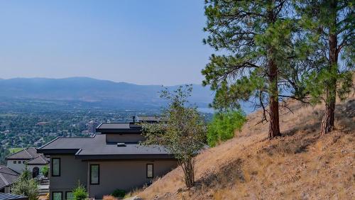 740 Pinehaven Court, Kelowna, BC - Outdoor With View