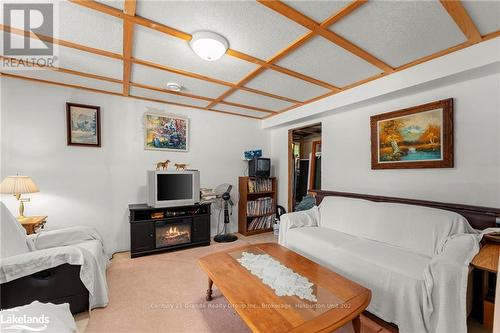 1753 Northshore Road, Algonquin Highlands, ON - Indoor