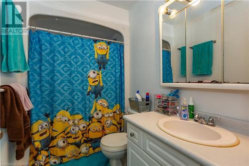 21 Heron Avenue, Woodstock, ON - Indoor Photo Showing Bathroom