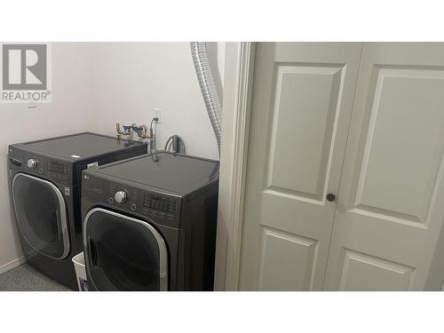 2881 Calhoun Place, Prince George, BC - Indoor Photo Showing Laundry Room