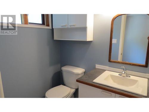 1310 Twan Avenue, Quesnel, BC - Indoor Photo Showing Bathroom