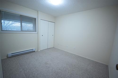 921-3140 Wilson Street, Penticton, BC - Indoor Photo Showing Other Room