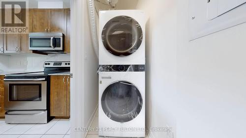 223 - 7400 Markham Road, Markham (Cedarwood), ON - Indoor Photo Showing Laundry Room