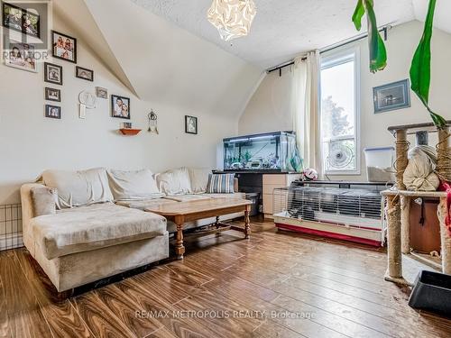 67 Town Line, Orangeville, ON - Indoor