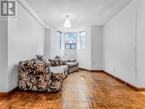 67 Town Line, Orangeville, ON - Indoor Photo Showing Other Room