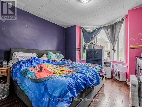 67 Town Line, Orangeville, ON - Indoor Photo Showing Bedroom