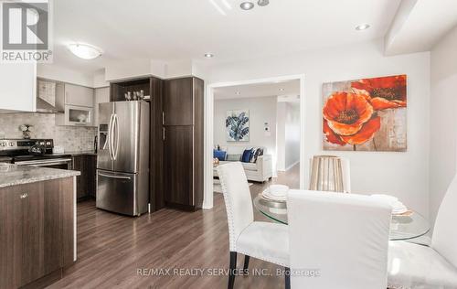 486 Queen Mary Drive, Brampton, ON - Indoor Photo Showing Kitchen With Stainless Steel Kitchen