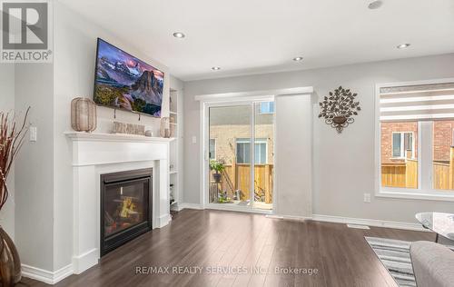 486 Queen Mary Drive, Brampton (Northwest Brampton), ON - Indoor Photo Showing Living Room With Fireplace