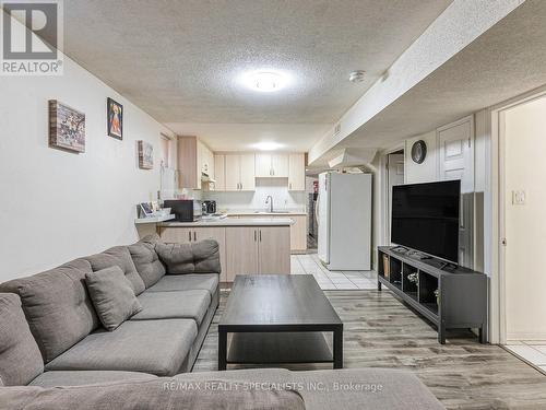 59 Wildberry Crescent, Brampton (Sandringham-Wellington), ON - Indoor Photo Showing Living Room