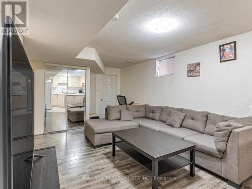 59 Wildberry Crescent, Brampton (Sandringham-Wellington), ON - Indoor Photo Showing Living Room