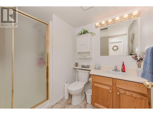 251 6 Street Se Unit# 107, Salmon Arm, BC - Indoor Photo Showing Bathroom