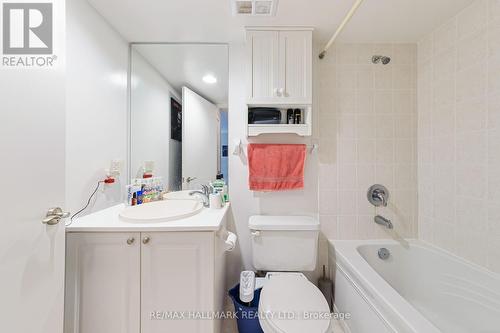 505 - 410 Queens Quay, Toronto (Waterfront Communities), ON - Indoor Photo Showing Bathroom