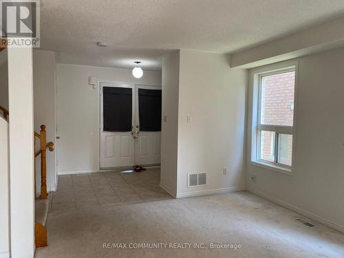 Main - 36 Foothill Street, Whitby (Pringle Creek), ON - Indoor Photo Showing Other Room