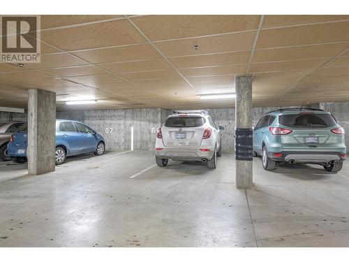 3300 Centennial Drive Unit# 114, Vernon, BC - Indoor Photo Showing Garage