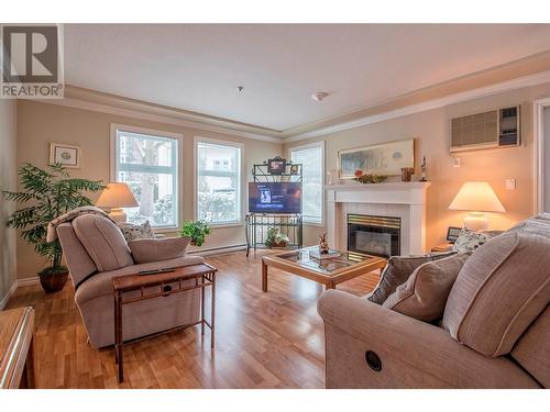 3300 Centennial Drive Unit# 114, Vernon, BC - Indoor Photo Showing Living Room With Fireplace