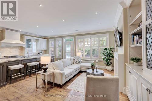 64 Princeton Road, Toronto (Kingsway South), ON - Indoor Photo Showing Living Room