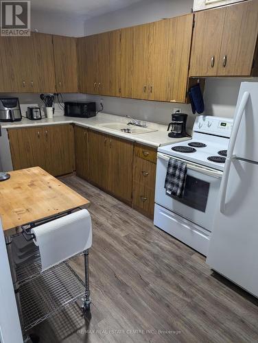 207 - 185 Lisgar Avenue, Tillsonburg, ON - Indoor Photo Showing Kitchen