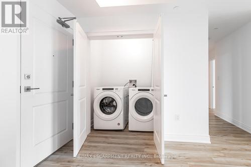 430 - 10 Mallard Trail, Hamilton (Waterdown), ON - Indoor Photo Showing Laundry Room