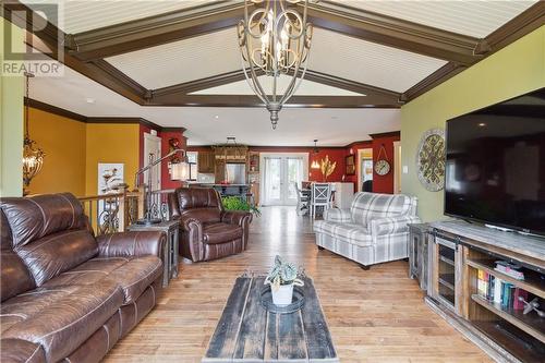 466 Route 17, Saint-Léonard, NB - Indoor Photo Showing Living Room