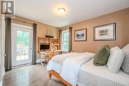 42 Liverpool Street, Guelph (Exhibition Park), ON - Indoor Photo Showing Bedroom