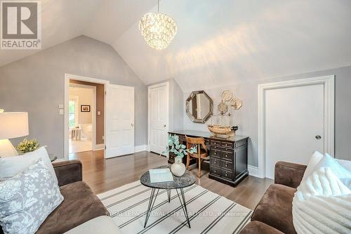 42 Liverpool Street, Guelph, ON - Indoor Photo Showing Living Room