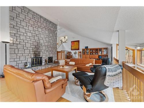 2316 French Hill Road, Ottawa, ON 