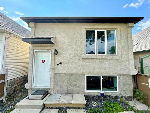 630 Boyd Avenue, Winnipeg, MB - Outdoor