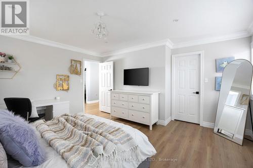 2042 Springdale Road, Oakville, ON - Indoor Photo Showing Bedroom