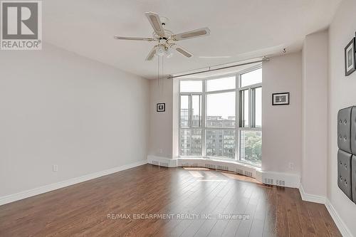 1009 - 5250 Lakeshore Road, Burlington, ON - Indoor Photo Showing Other Room