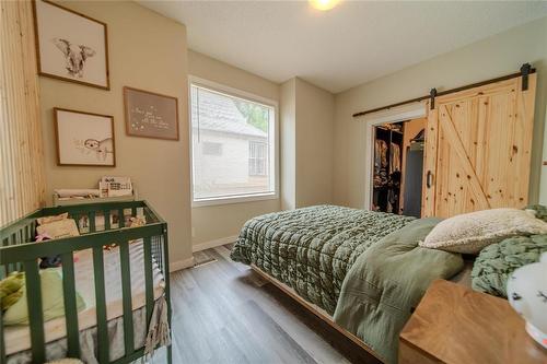 796 Simcoe Street, Winnipeg, MB - Indoor Photo Showing Bedroom